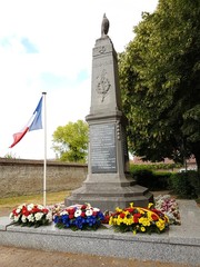 Monument aux morts portrait